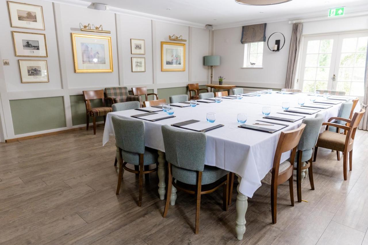 The Bell Inn Hotel リンドハースト エクステリア 写真
