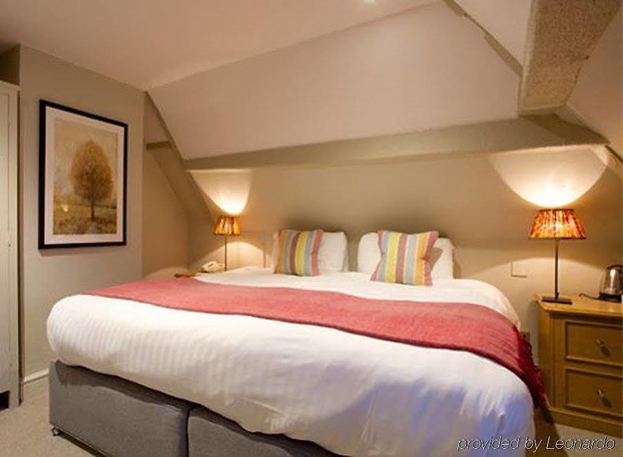 The Bell Inn Hotel リンドハースト エクステリア 写真