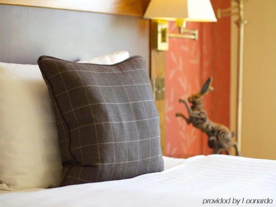 The Bell Inn Hotel リンドハースト エクステリア 写真