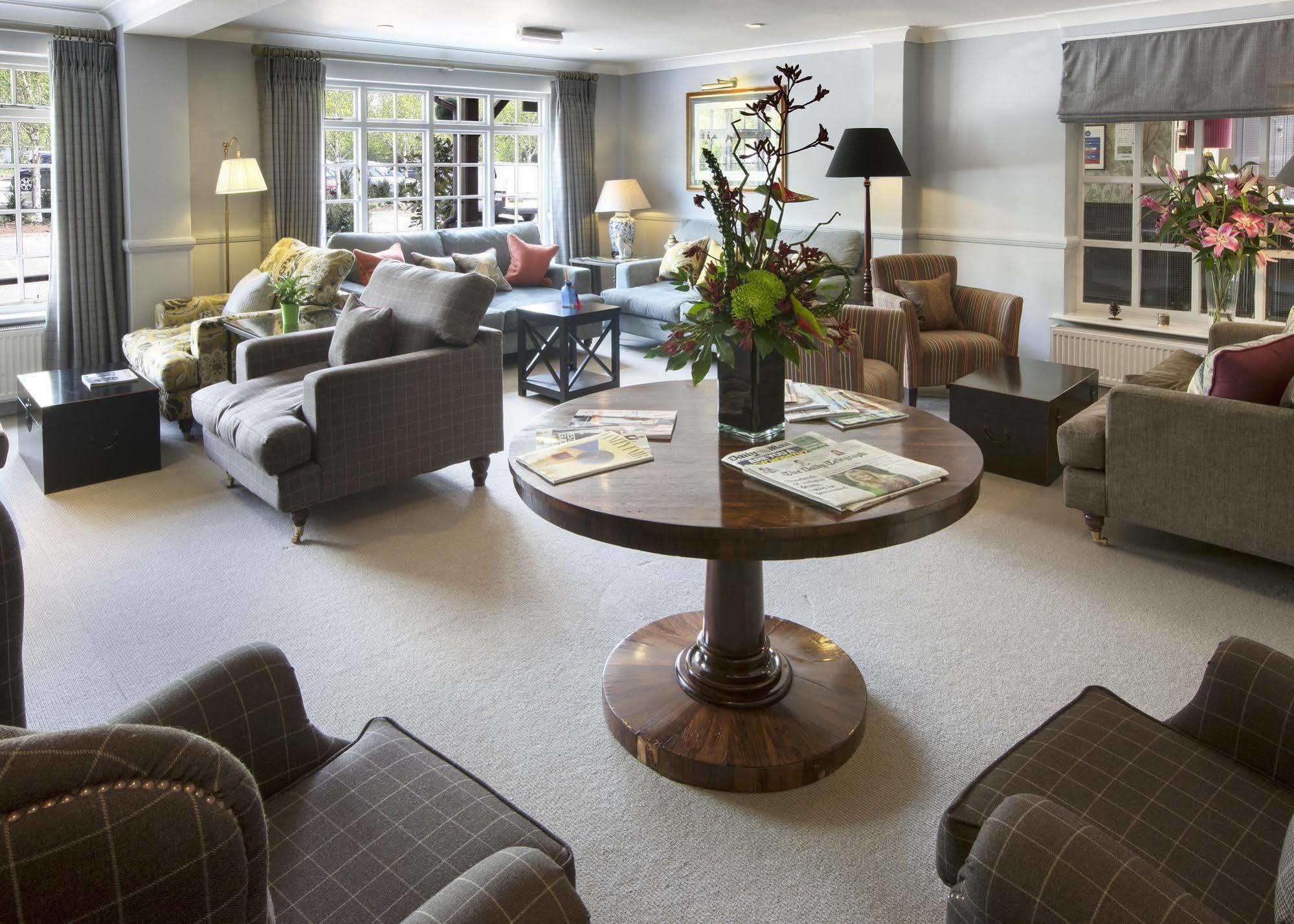 The Bell Inn Hotel リンドハースト エクステリア 写真